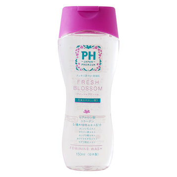 Dung Dịch Vệ Sinh PH Japan Premium Hương Hoa Anh Đào 150ml