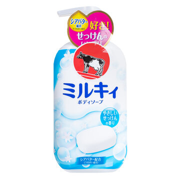 Sữa Tắm Cow Bouncia Hương Hoa Cỏ 550ml